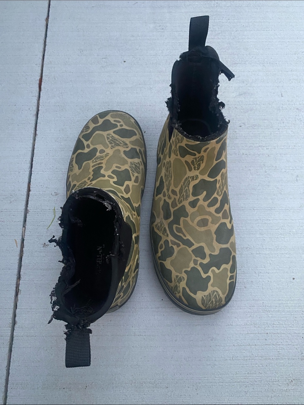Magellan Outdoors Camo Chelsea Rain Boots - Olive/Black